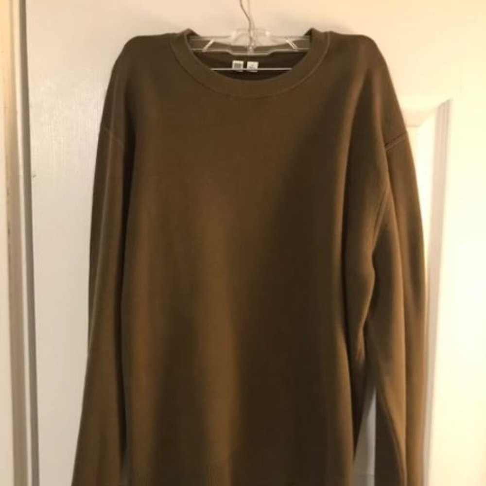 Uniqlo U Olive Sweater